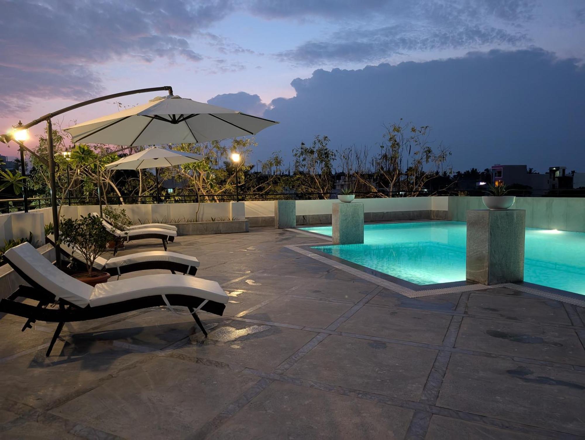 Aashreya Suites Тируваннамалай Экстерьер фото